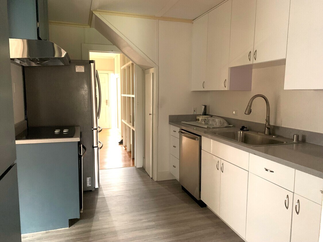 Foto principal - 2149 Dartmouth St