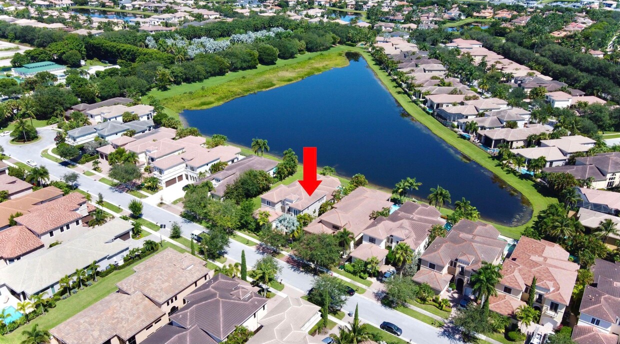 Primary Photo - 17963 Lake Azure Way