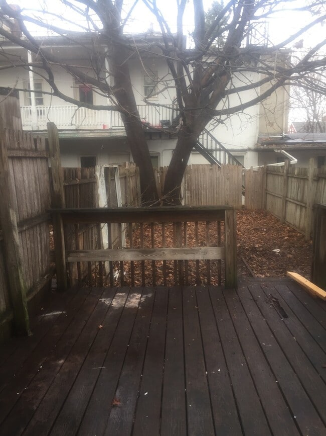 Foto del edificio - 3 Bedroom House in Downtown York