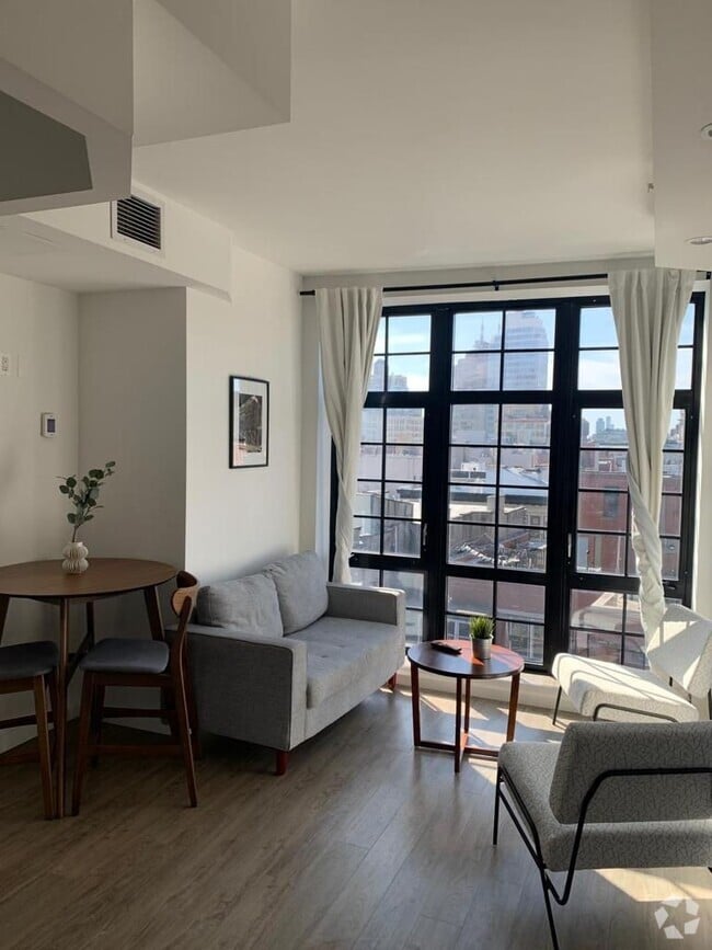 Building Photo - 138 Bowery