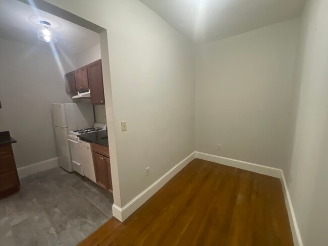 Foto del edificio - 38 Hemenway St