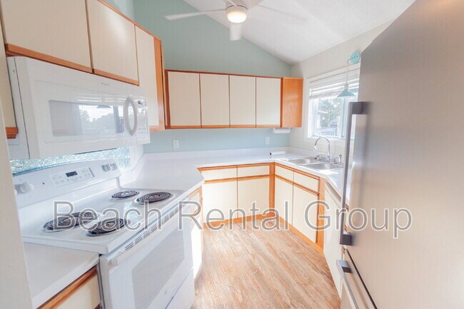 Foto del edificio - 505 Tree Top Ln