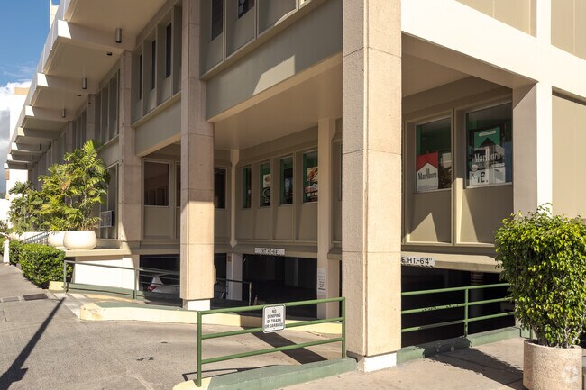 Foto del edificio - Pacific Grand