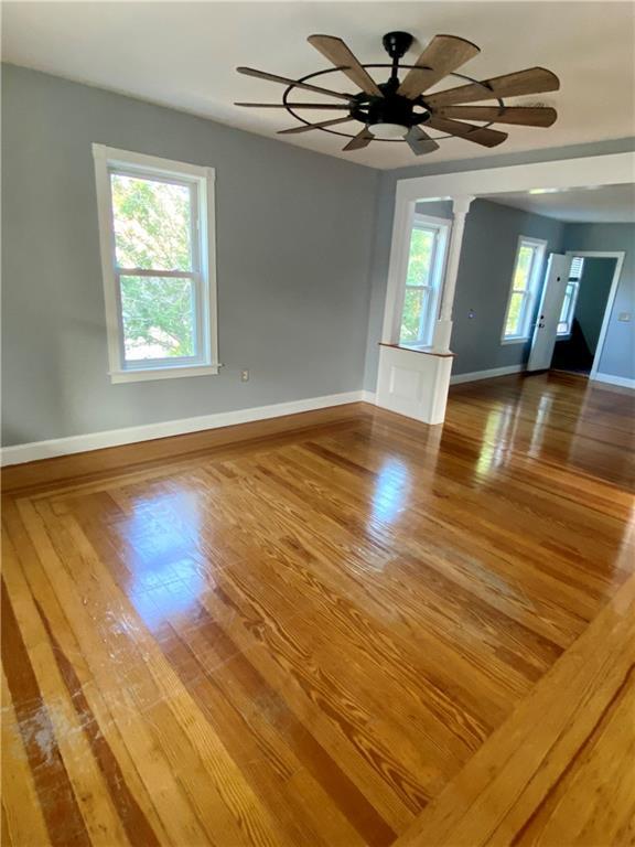 Building Photo - 219 Bucklin St