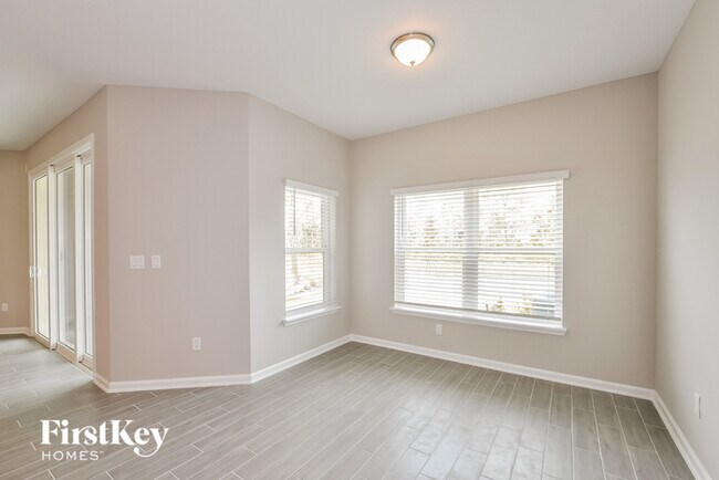 Building Photo - 490 Grand Landings Pkwy