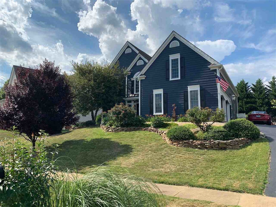 950 Braeburn St, Crozet, VA 22932 House Rental in Crozet, VA