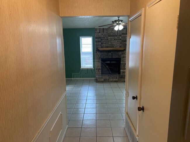 Foto del edificio - 2608 Jade Rd