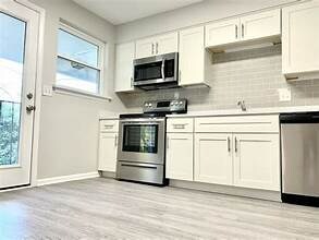 Foto principal - 110 Marcy St