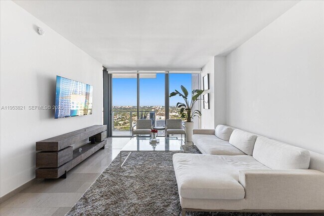 Foto del edificio - 88 SW 7th St