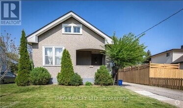 Building Photo - 112 Brampton Rd