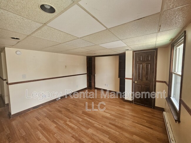 Foto del edificio - 533 W Shawnee Ave