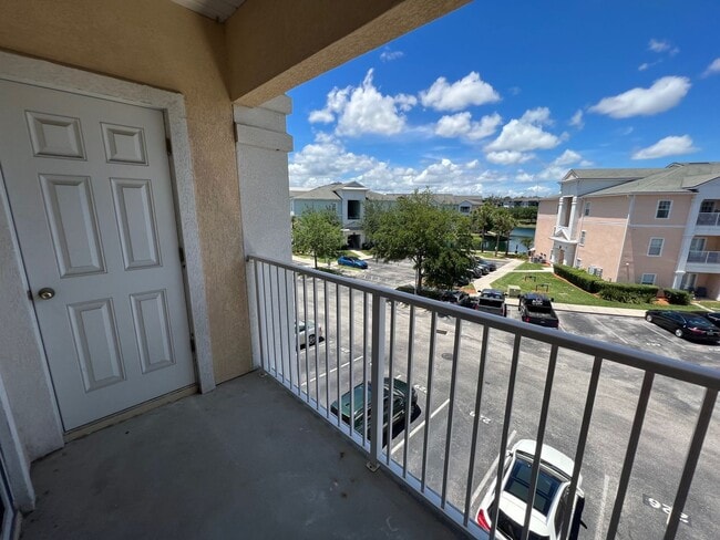Building Photo - Charming 2-Bedroom Condo in Summer Key – S...