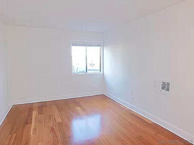 Foto del edificio - 3535 Monroe Ave