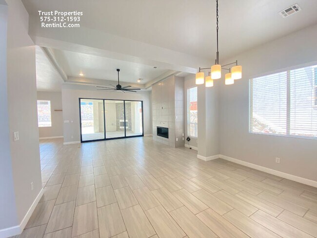 Building Photo - Beautiful newer home in Sonoma Ranch