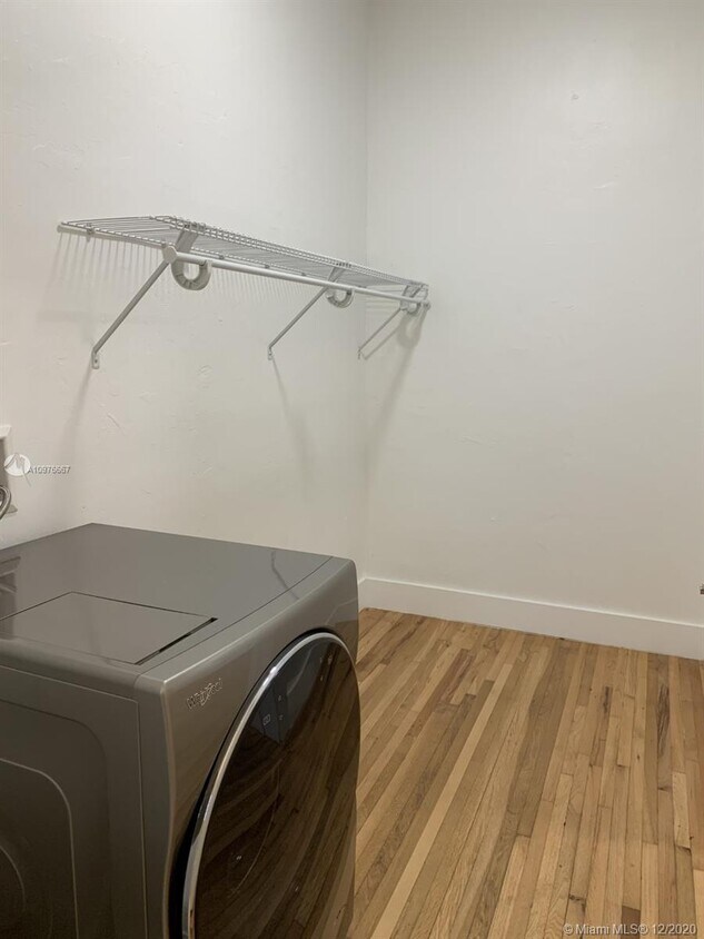 Foto principal - 829 16th St