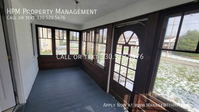 Foto del edificio - Spacious 2 bedroom house in Akron