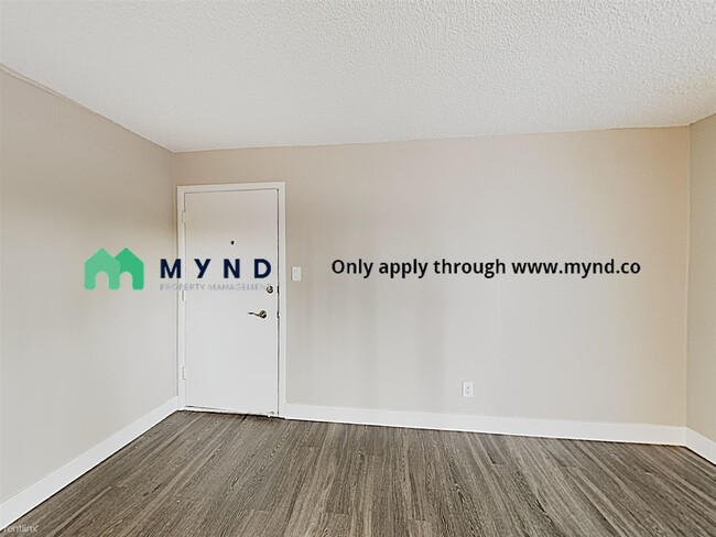 Building Photo - 2 br, 1 bath Apartment - 1025 35th Ave Apt 13