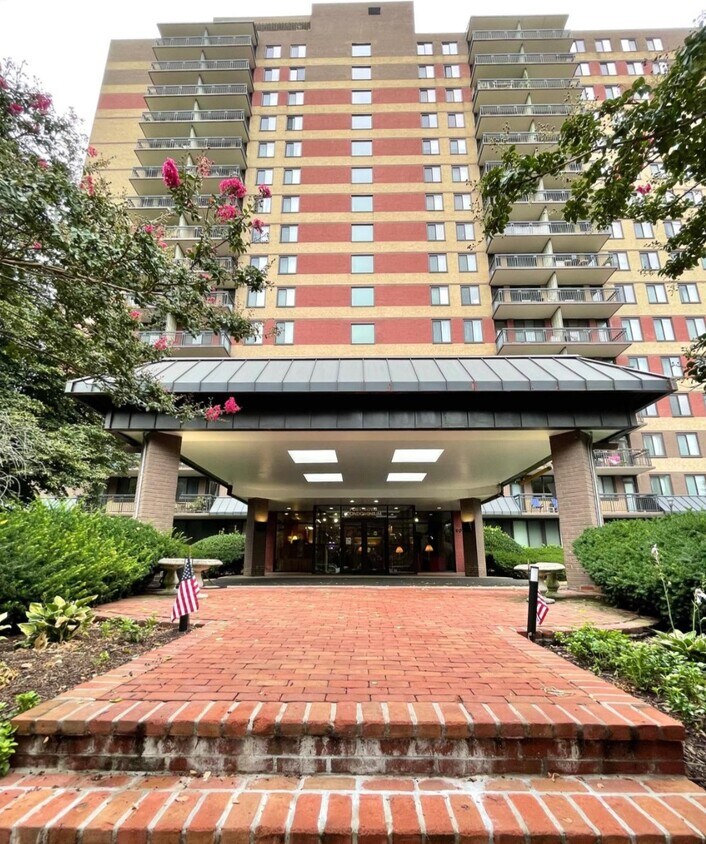 801 N Pitt St Unit 306, Alexandria, VA 22314 Condo for Rent in Alexandria, VA