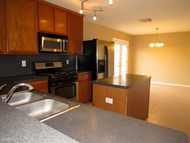Building Photo - 3 br, 2.5 bath House - 3612 Bridgebluff Lane
