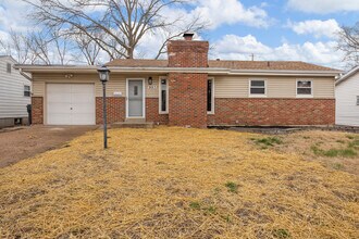 Building Photo - 537 Lynn Haven Ln