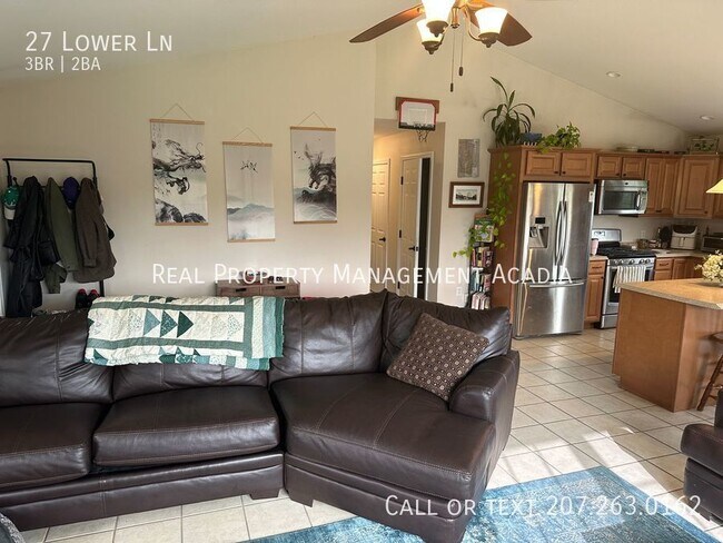 Foto del edificio - Spacious Country Setting Home with Lots of...
