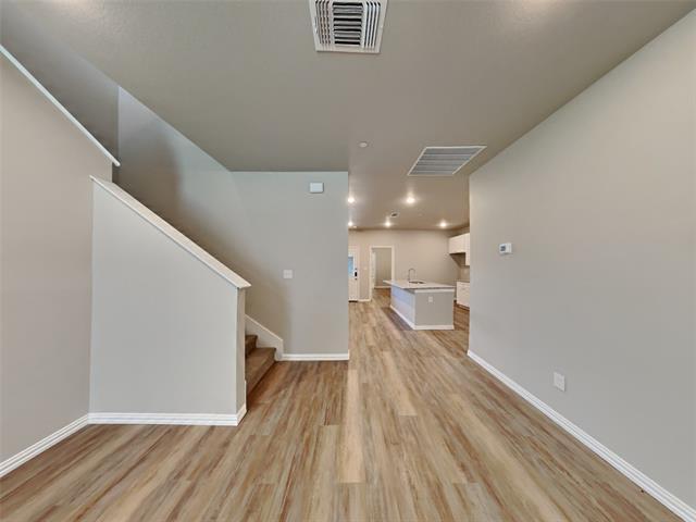 Foto del edificio - 436 Willow Crossing E