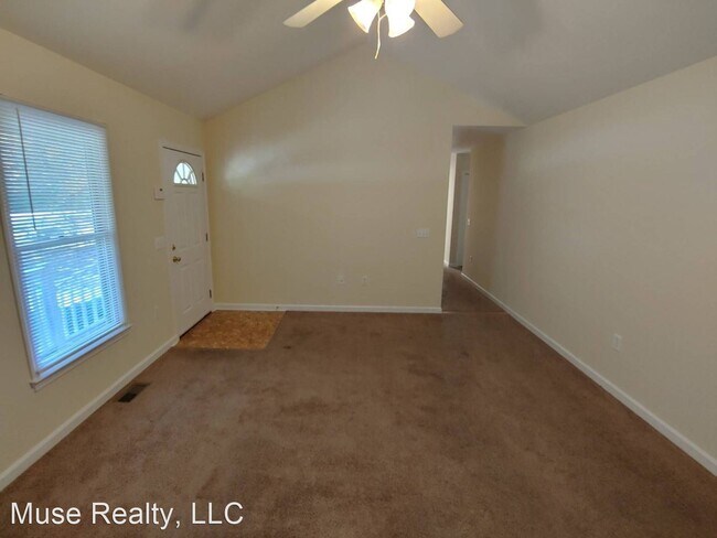 Foto del edificio - 3 br, 2 bath House - 5007 Country Oaks Drive
