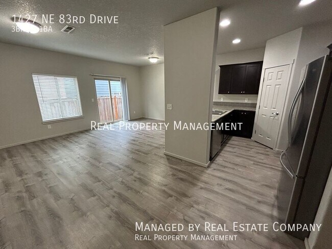 Photo - 1427 NE 83rd Dr House