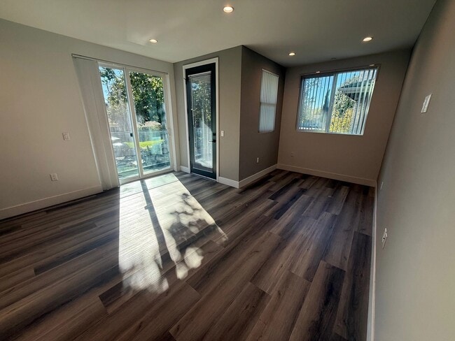 Building Photo - 11155 Huston St