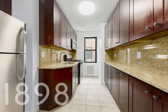 Cocina - 39-89 50th Street