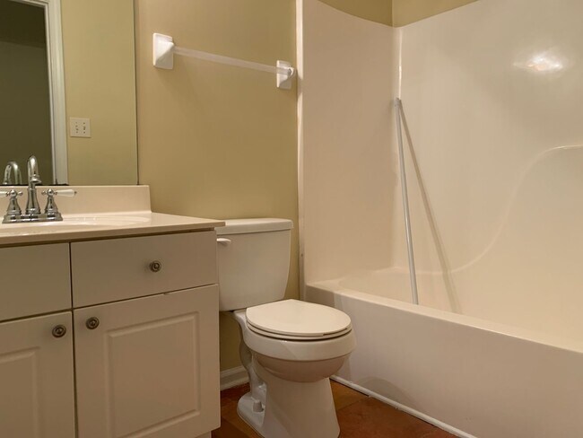 Building Photo - Awesome Home for Rent!!!! Available now!!!