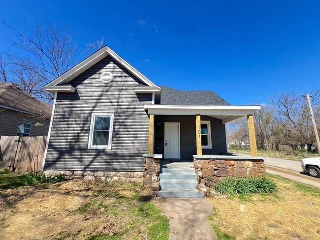 Foto del edificio - 3 Bed 2 Bath Springfield, Missouri