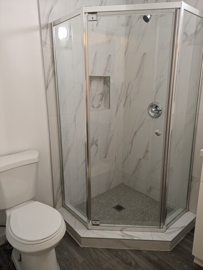 Foto del edificio - 11512 Ohio Ave