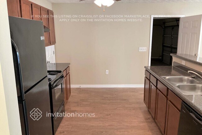 Foto del edificio - 72 Glazier Farms Ct