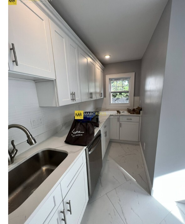 Foto del edificio - 12 Lawrence St