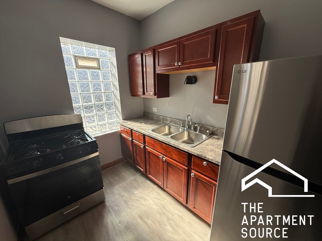 Photo - 1142 South Francisco Ave. Unit 1R