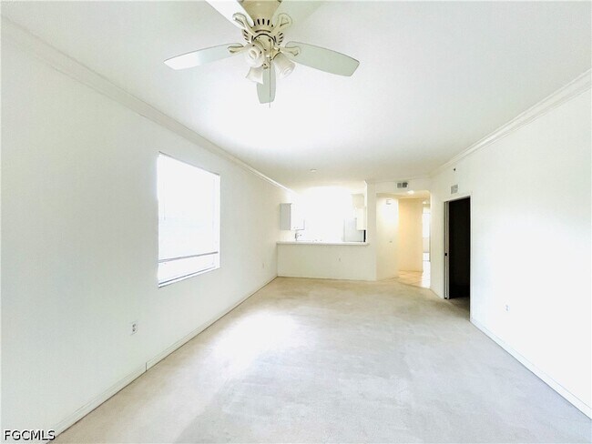 Foto del edificio - 8450 Kingbird Loop