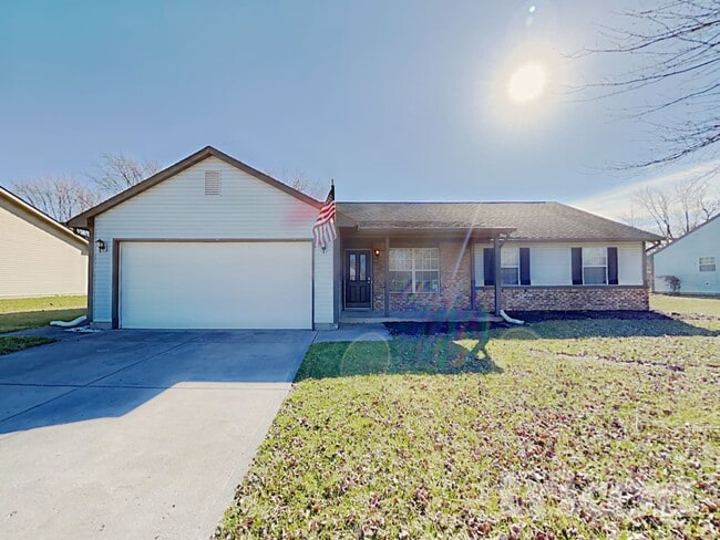 1690 Fountain Lk Dr E