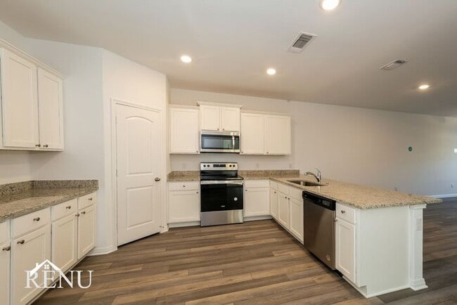 Foto del edificio - Coming Soon!