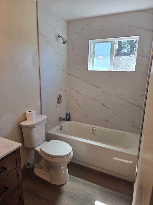 Foto del edificio - 4465 Bonnie Brae St