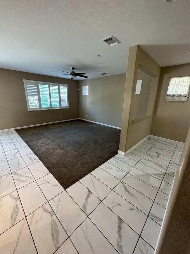 Foto del edificio - 1709 Carswell Ln