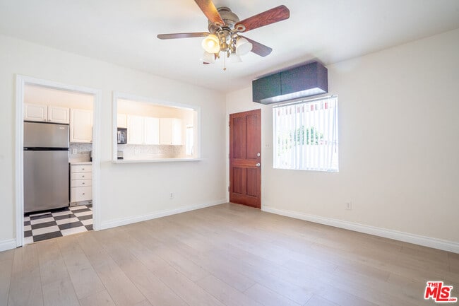 Building Photo - 1240 Lodi Pl