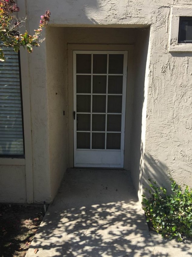 Primary Photo - 1106 Cedar Creek Dr