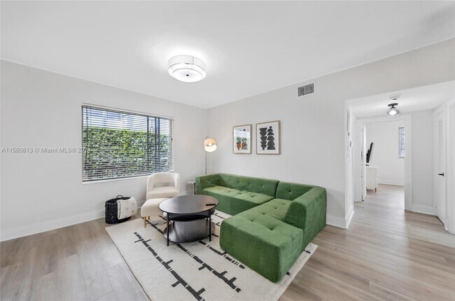 Foto del edificio - 1471 Lincoln Terrace
