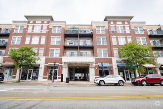 Building Photo - 7243 Madison St