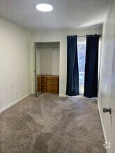 Building Photo - 1378 Bradley Drive