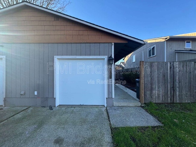 Foto del edificio - 4090 N Attu St