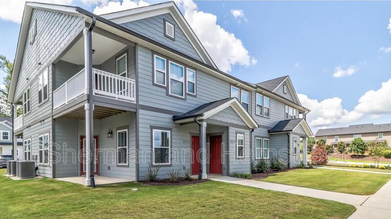 Primary Photo - 2050 Lotus Dr