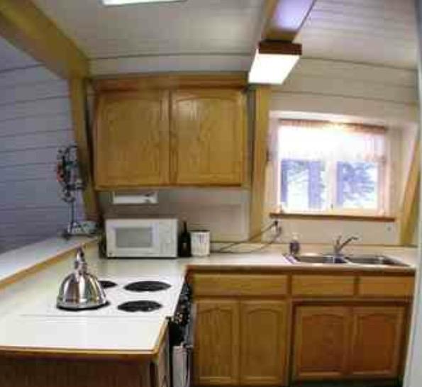 Foto del edificio - 452 Peninsula Dr