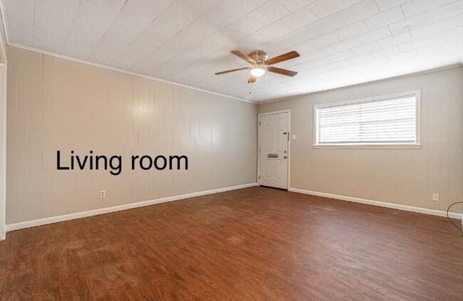 Building Photo - 706 Stubbs Ave